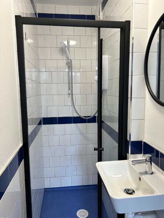 Cricketers Hostel Londyn Zewnętrze zdjęcie