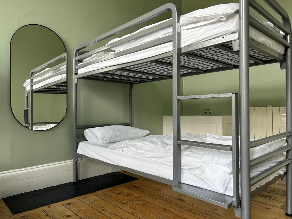 Cricketers Hostel Londyn Zewnętrze zdjęcie