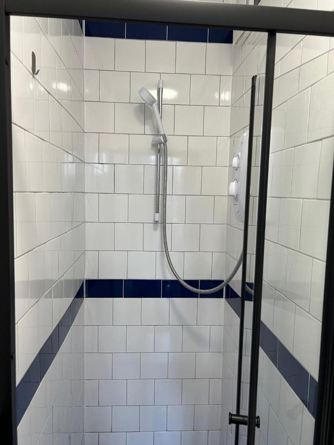Cricketers Hostel Londyn Zewnętrze zdjęcie